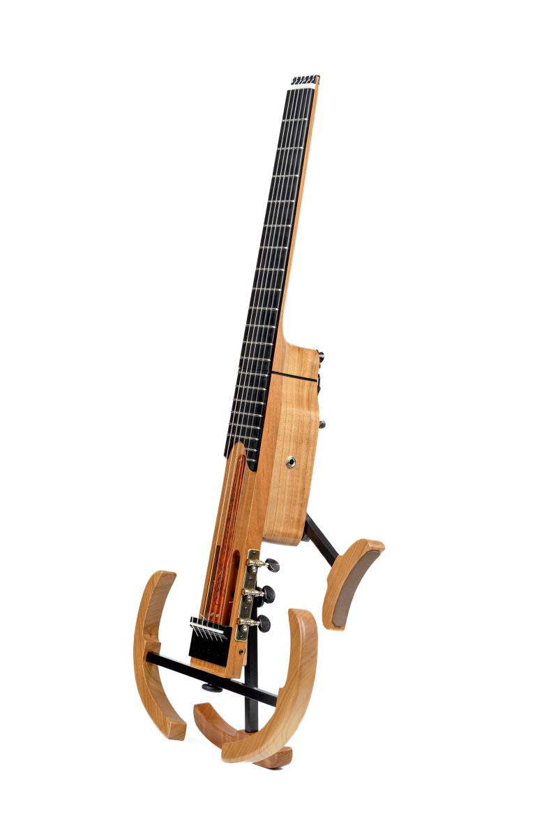 MOOV Travel Guitar Classic right front view